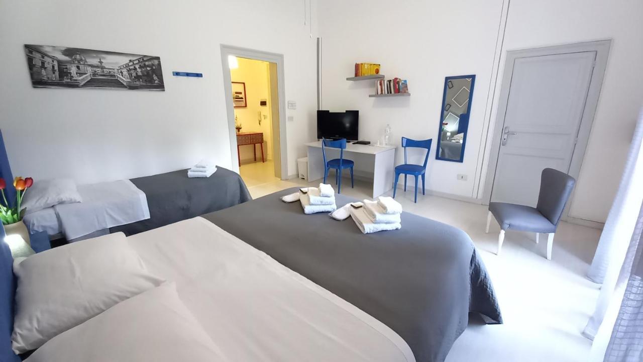 Bed and Breakfast Bed&Book Palazzo Cutelli Palermo Exterior foto