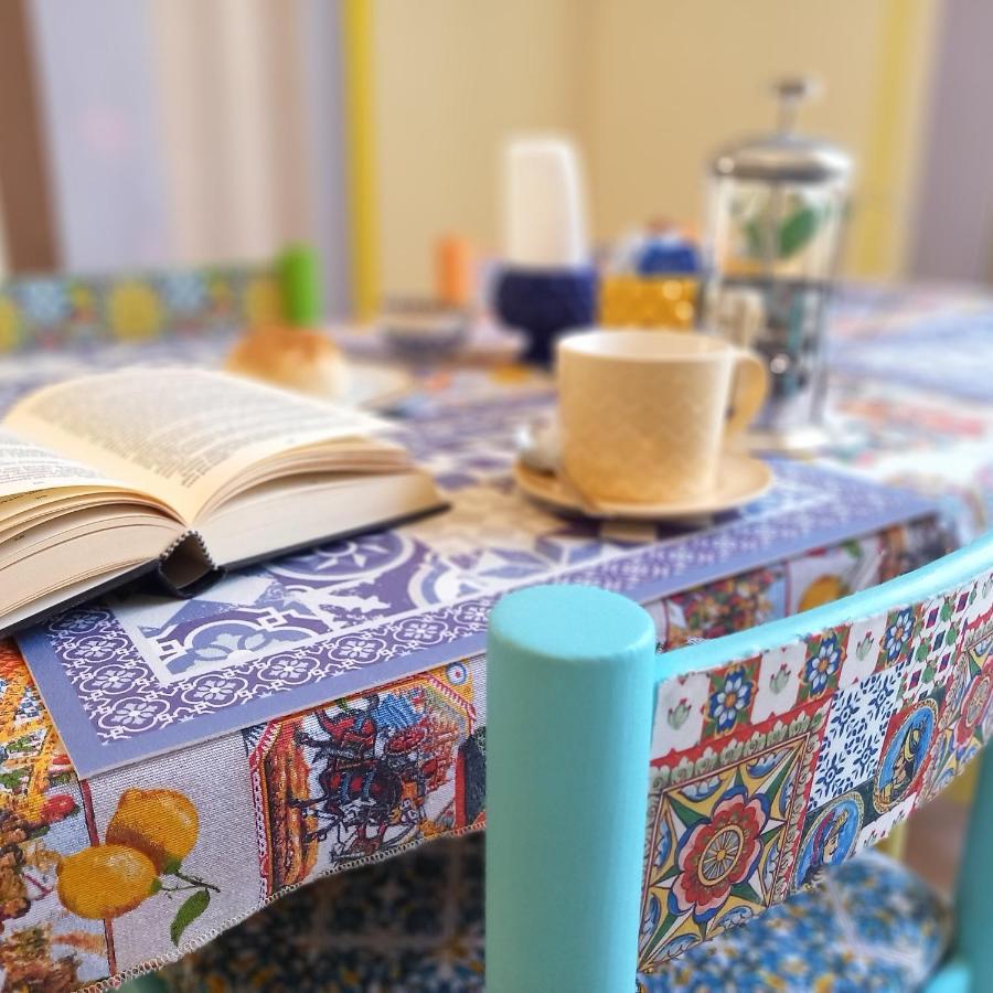 Bed and Breakfast Bed&Book Palazzo Cutelli Palermo Exterior foto