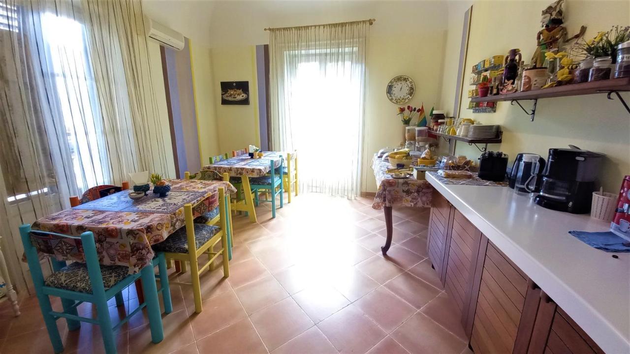Bed and Breakfast Bed&Book Palazzo Cutelli Palermo Exterior foto