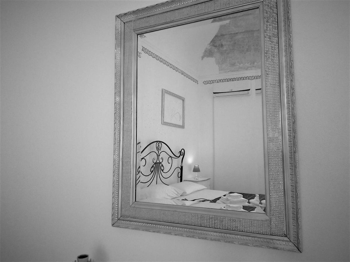 Bed and Breakfast Bed&Book Palazzo Cutelli Palermo Exterior foto